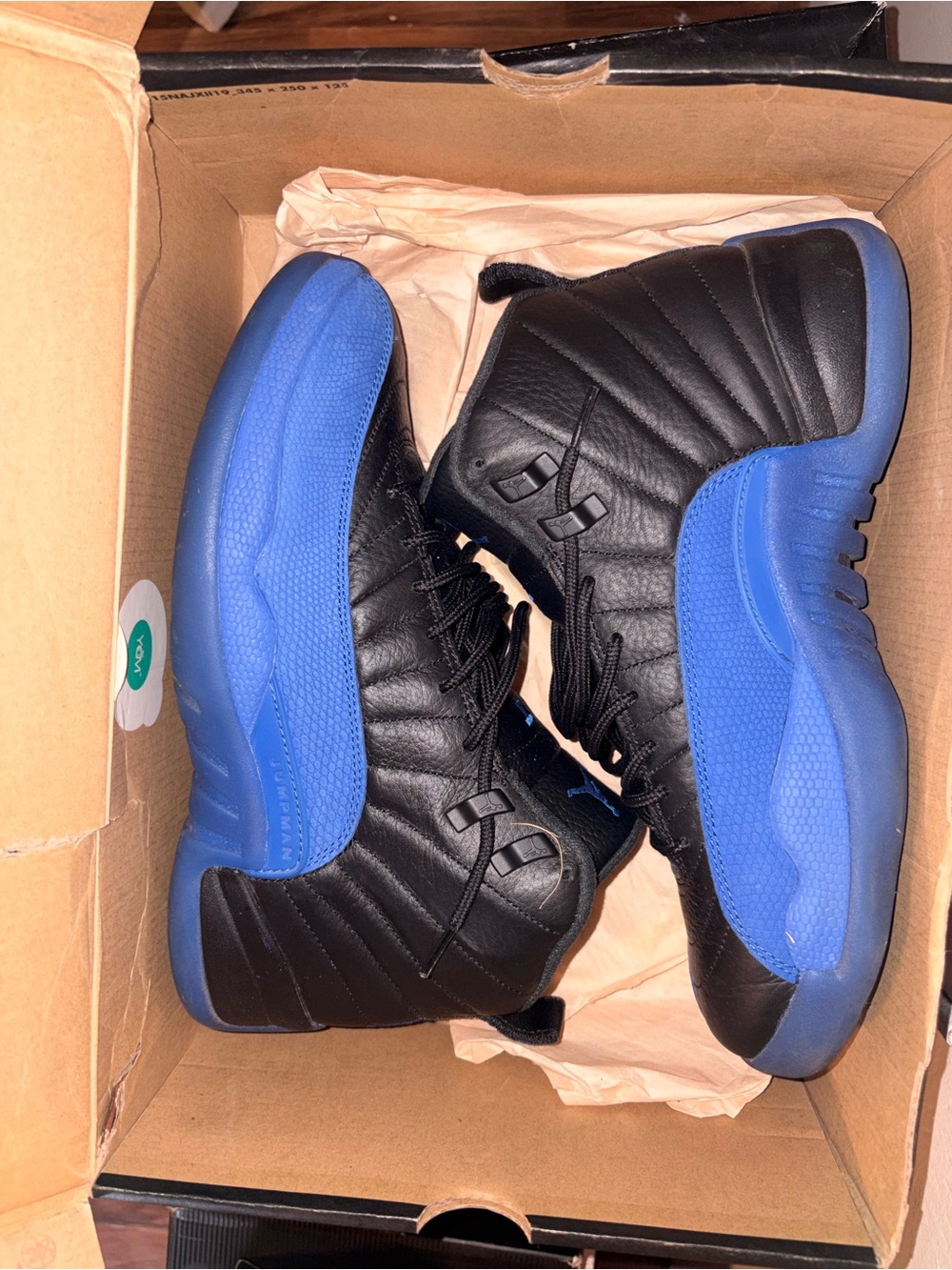 Jordan Men's Black and Royal Blue High-Top Sneakers